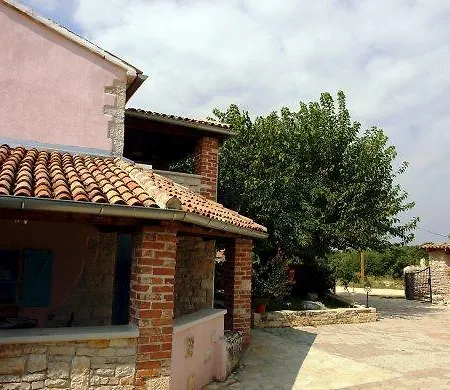 Sandra * Sveti Lovreč Pazenatički