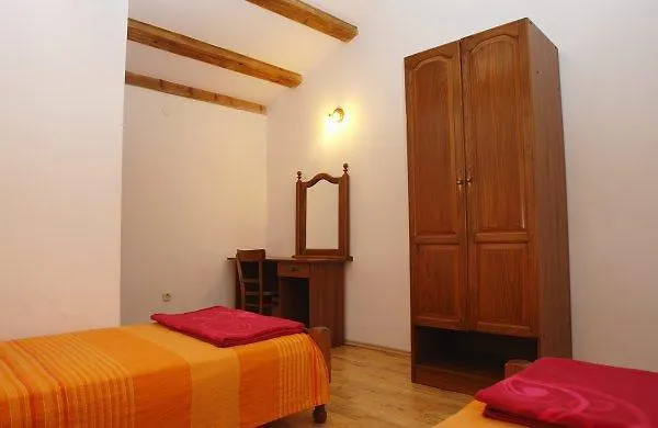 Holiday Home Sandra * Sveti Lovrec Pazenaticki