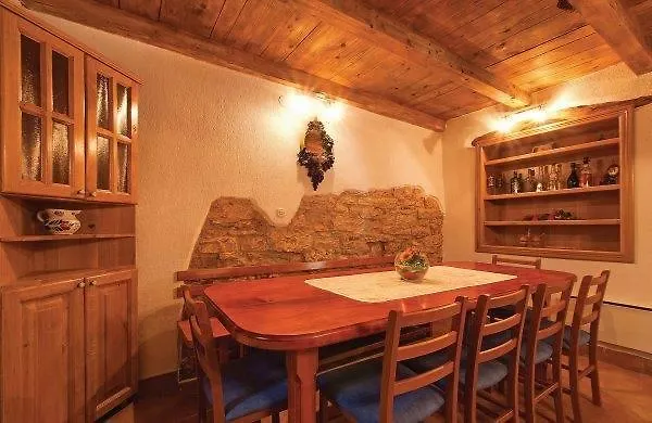 Holiday Home Sandra Vila